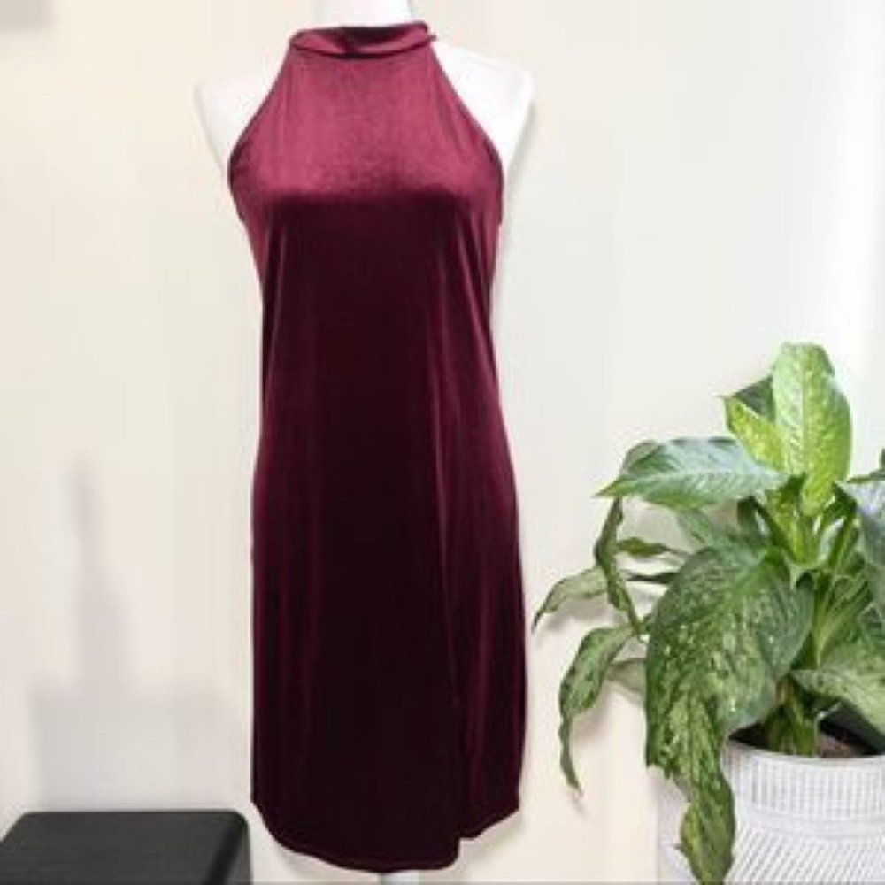 Green Envelope Velvet Cocktail Dress